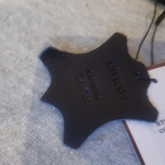 Civico 9  Over the shoulder plus. - Picture 3 of 8